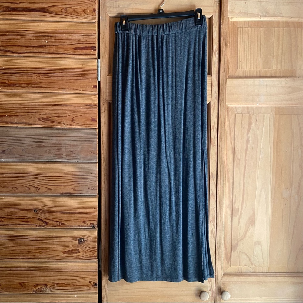 Simply Styled Long Skirt